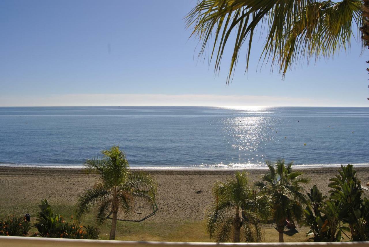 Apartamento Frente Al Mar,Primera Linea Rincón de la Victoria Exterior foto