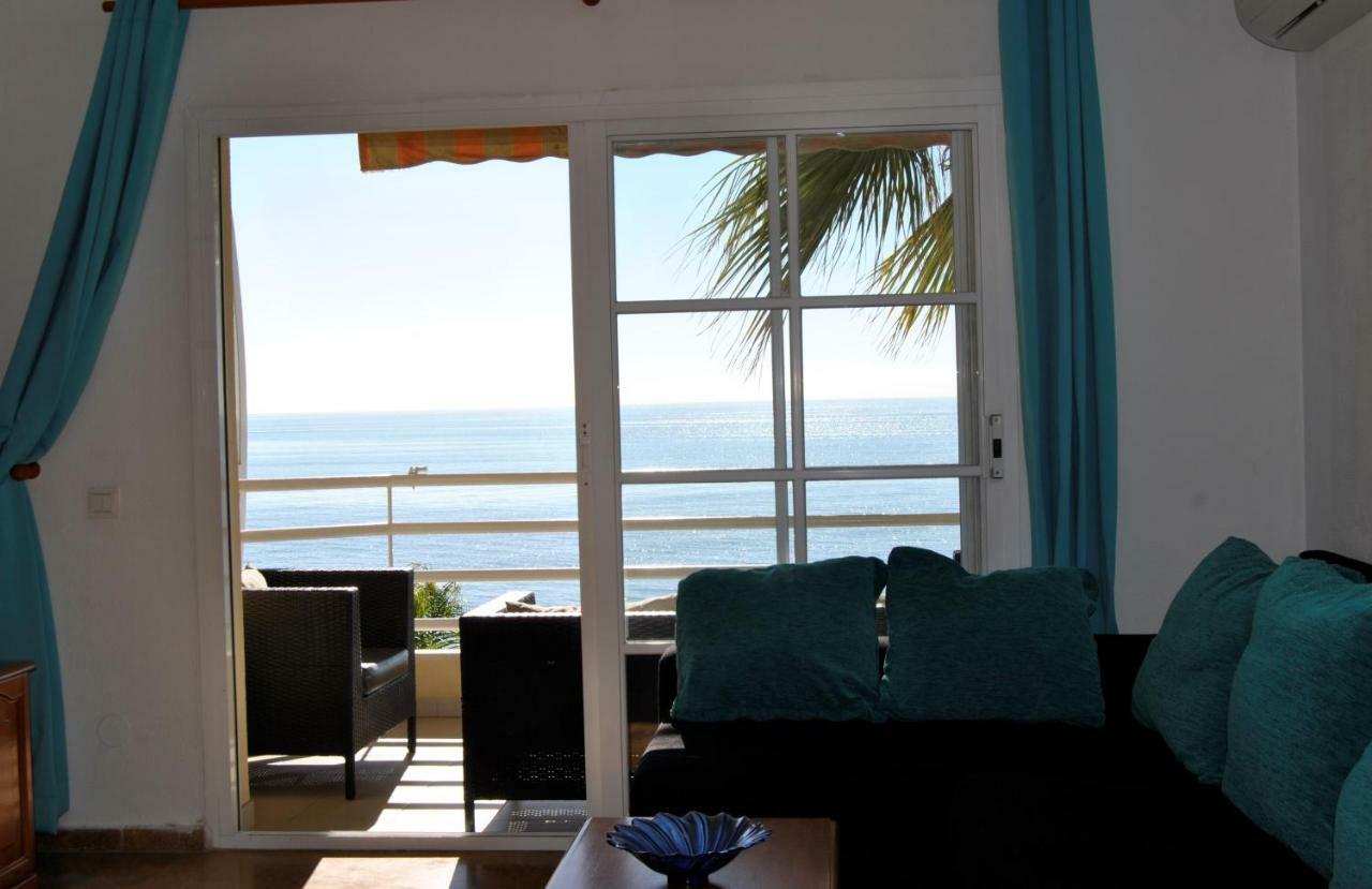 Apartamento Frente Al Mar,Primera Linea Rincón de la Victoria Exterior foto